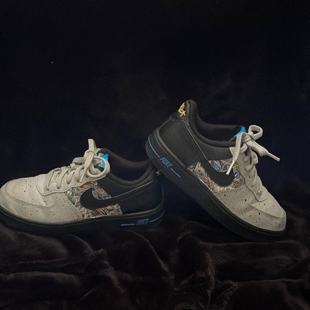 2020 Nike Air Force 1 Low LV8 Graffiti Graphics Black Wolf Grey Blue Hero